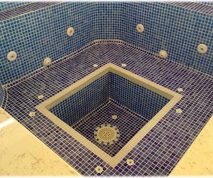 Rehabilitación de piscinas de gresite en Granada y Málaga