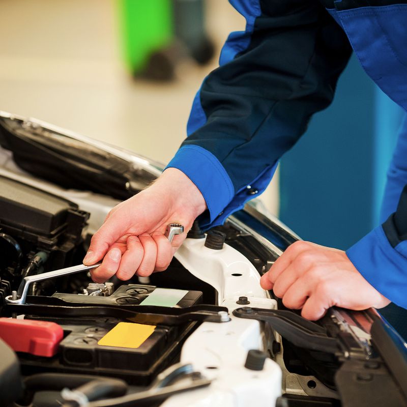 Diagnosis y reparación de vehículos: Servicios de Taller Bondar