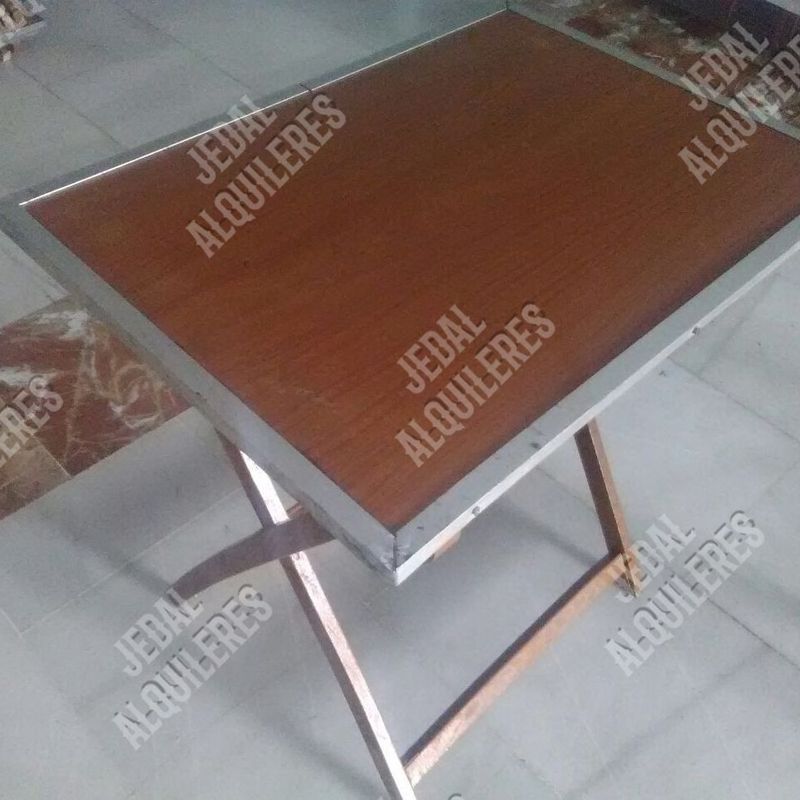 MESA MADERA 0.70 X 0.50 CM CON BORDES: Catálogo de Jedal Alquileres