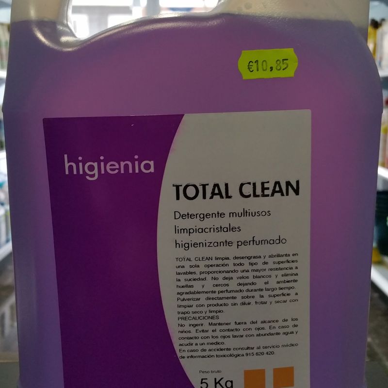 Detergente multiusos limpia cristales higienizante perfumado : SERVICIOS  Y PRODUCTOS de Neteges Louzado, S.L.
