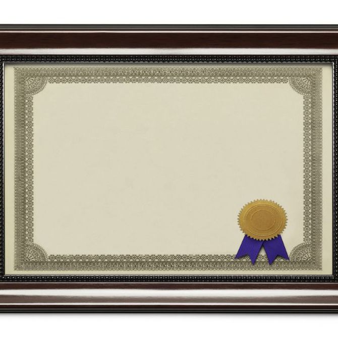 Enmarca tus títulos y diplomas
