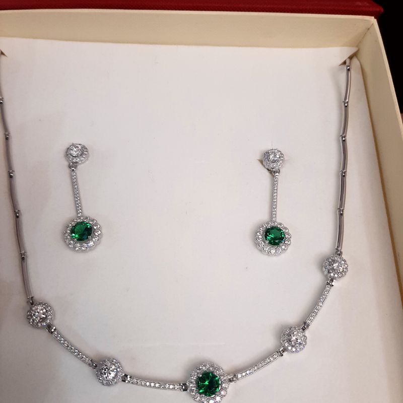Gargantillas y pendientes plata( novia, madrina y eventos): Catálogo de Joyería Izquierdo