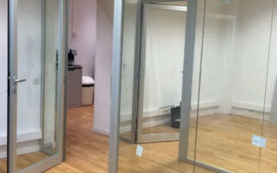 Especialistas en el trabajo con vidrio o cristal en Horta-Guinardó