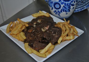 4 - Chuletas Rustidas con Ajo y Vino.