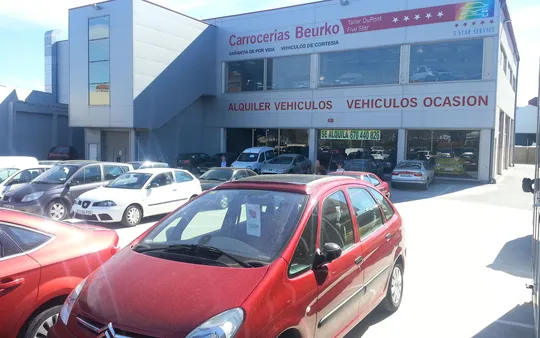 Taller de automóviles en Barakaldo