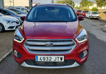 FORD Kuga 2.0 TDCi 132kW 4x4 ASS Vignale Powers.