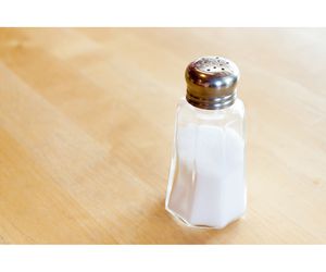 Cómo la sal afecta el organismo causando enfermedades
