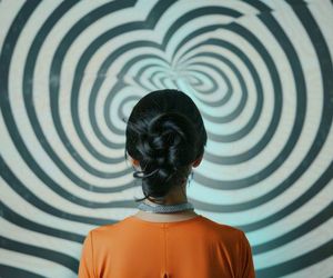 ¿En qué consiste la terapia de hipnosis regresiva?
