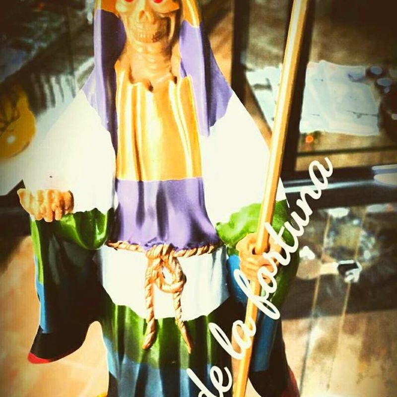 Imágenes católicas, santería y otros: Productos y servicios   de El Buda de la Fortuna