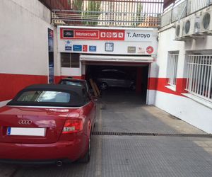 Reparaciones profesionales de chapa y pintura en Aluche (Madrid)