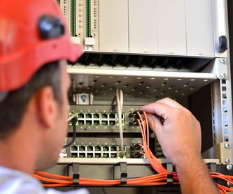 Instalación de redes de datos: Nuestros servicios de Sando' s Electricidad y Telecomunicaciones