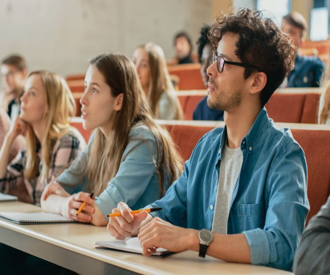 Ventajas de opositar en una academia