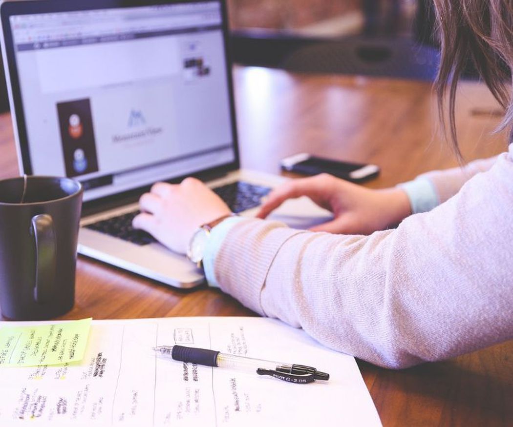 Consejos para trabajar en nuestra mesa de oficina