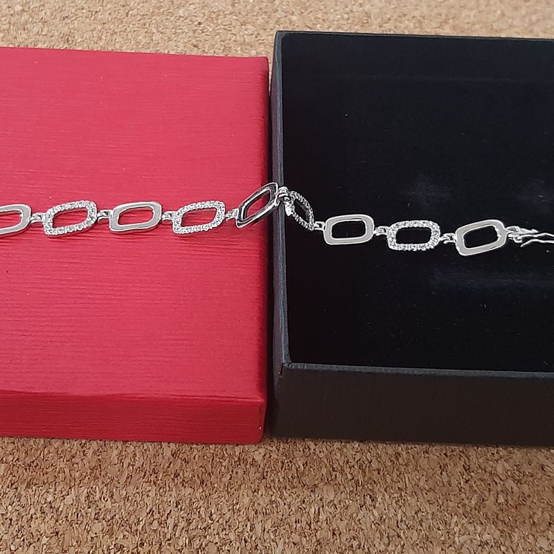 Pulsera en oro blanco: Catálogo de Joyería Izquierdo