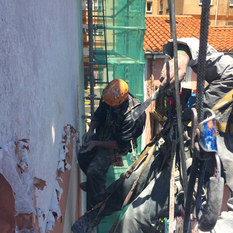 Rehabilitación de fachadas en Torrelavega