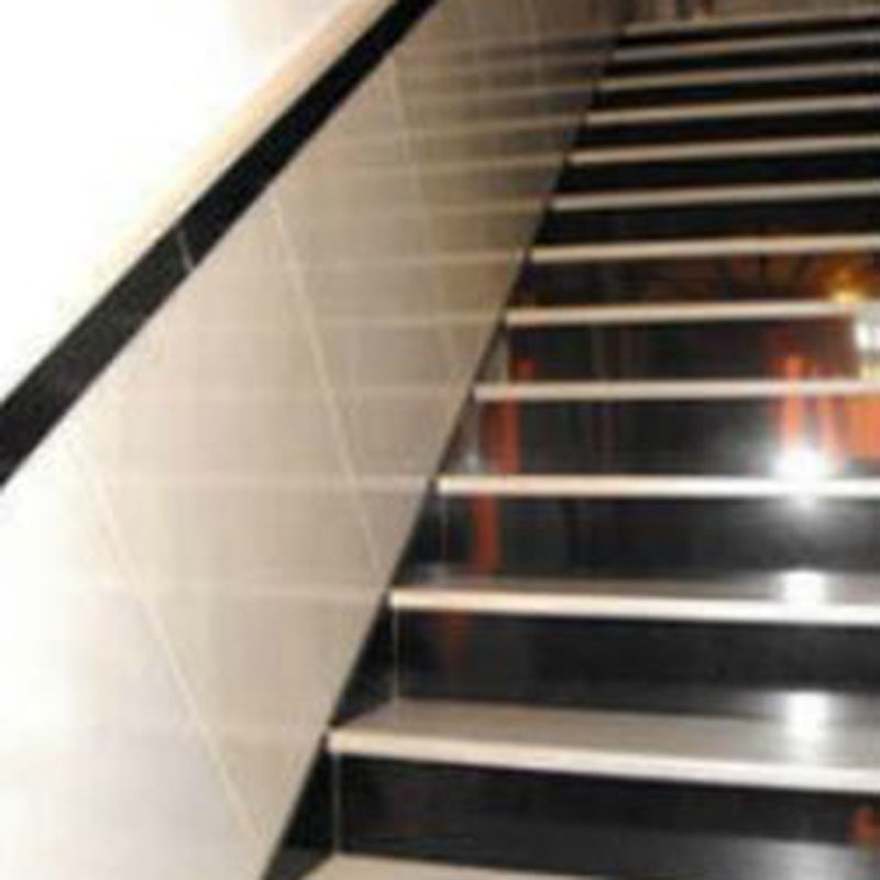 Escaleras: Servicios de Mármoles Coria, S.L.L.