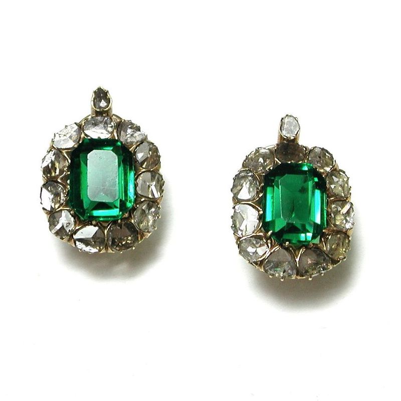 Pendientes de oro de 18k con diamantes y vidrios verdes. S. XIX.: Catálogo de Antigua Joyeros