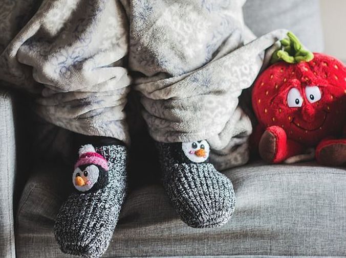 Calcetines altos bebe  Protege a tus hijos del frío - Pequeña Huella
