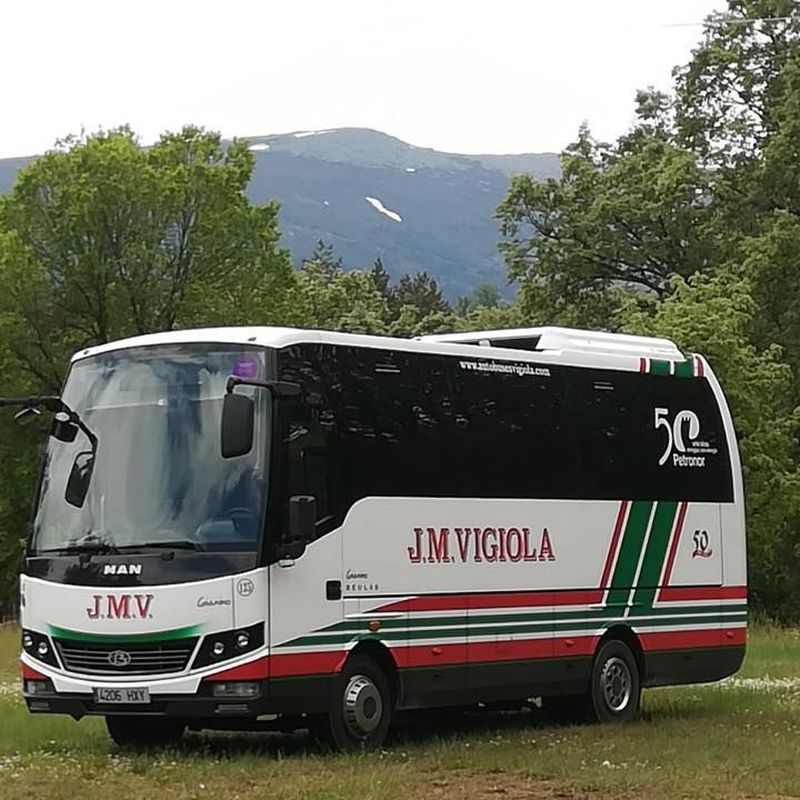 Bus 28 plazas: Servicios de J. M. Vigiola