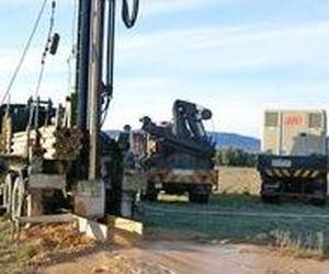 Limpieza y mantenimiento de pozos.