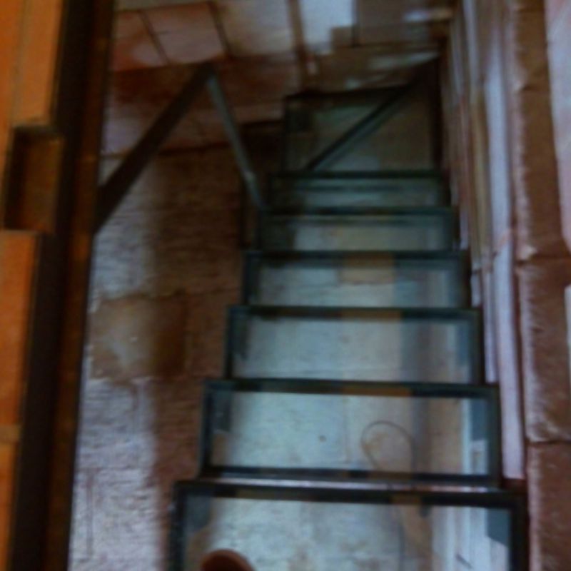 Escalera de huella y trampilla de vidrio de seguridad: Trabajos realizados de Global Metall Taller, SL